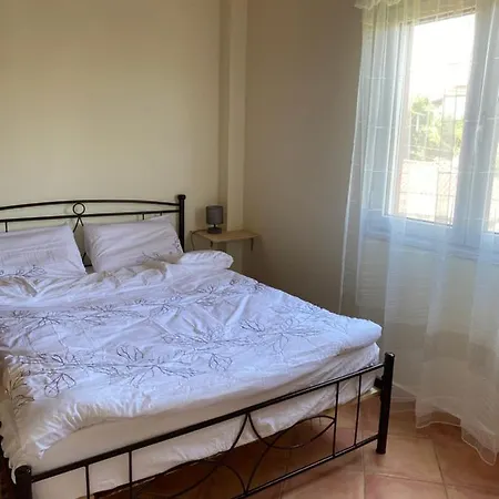Spiti Eutychia Apartman