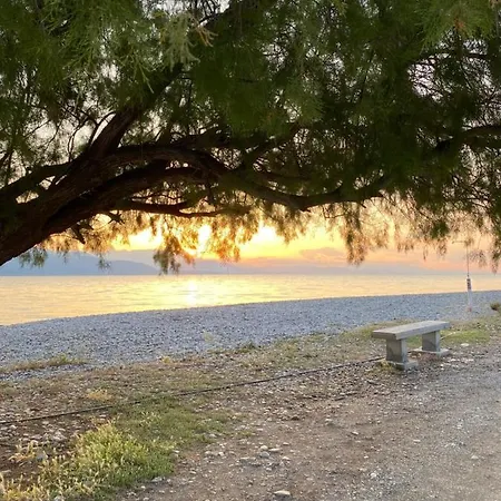 Spiti Eutychia Apartment Agia Eleni